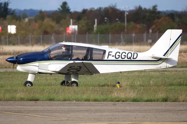 Robin DR400 120, immatriculation F-GGQD